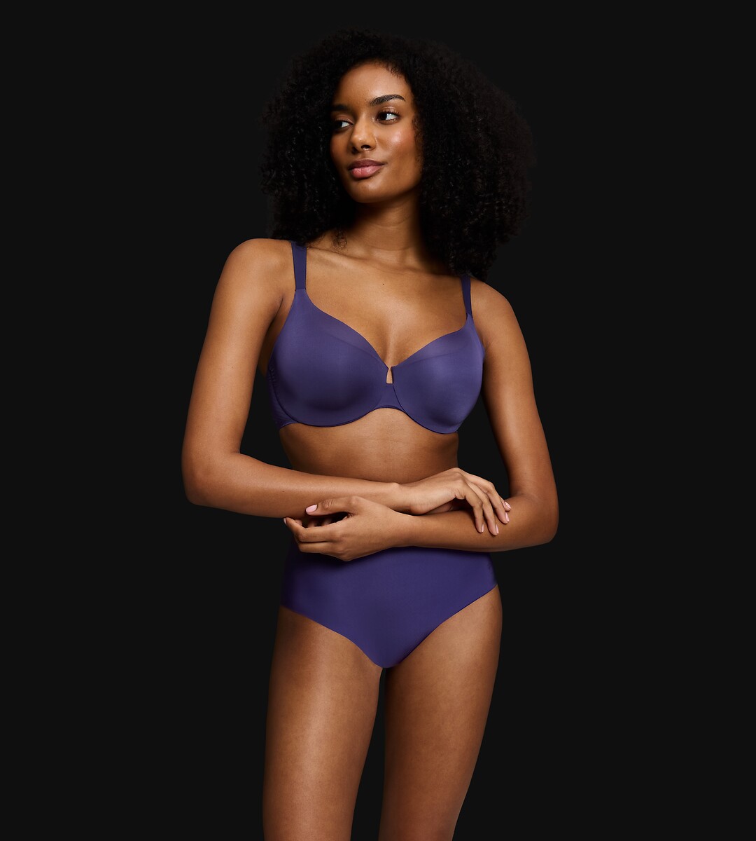 TRIUMPH<br>BH MAQUIAGEM CORPORAL ILLUSION CURVE