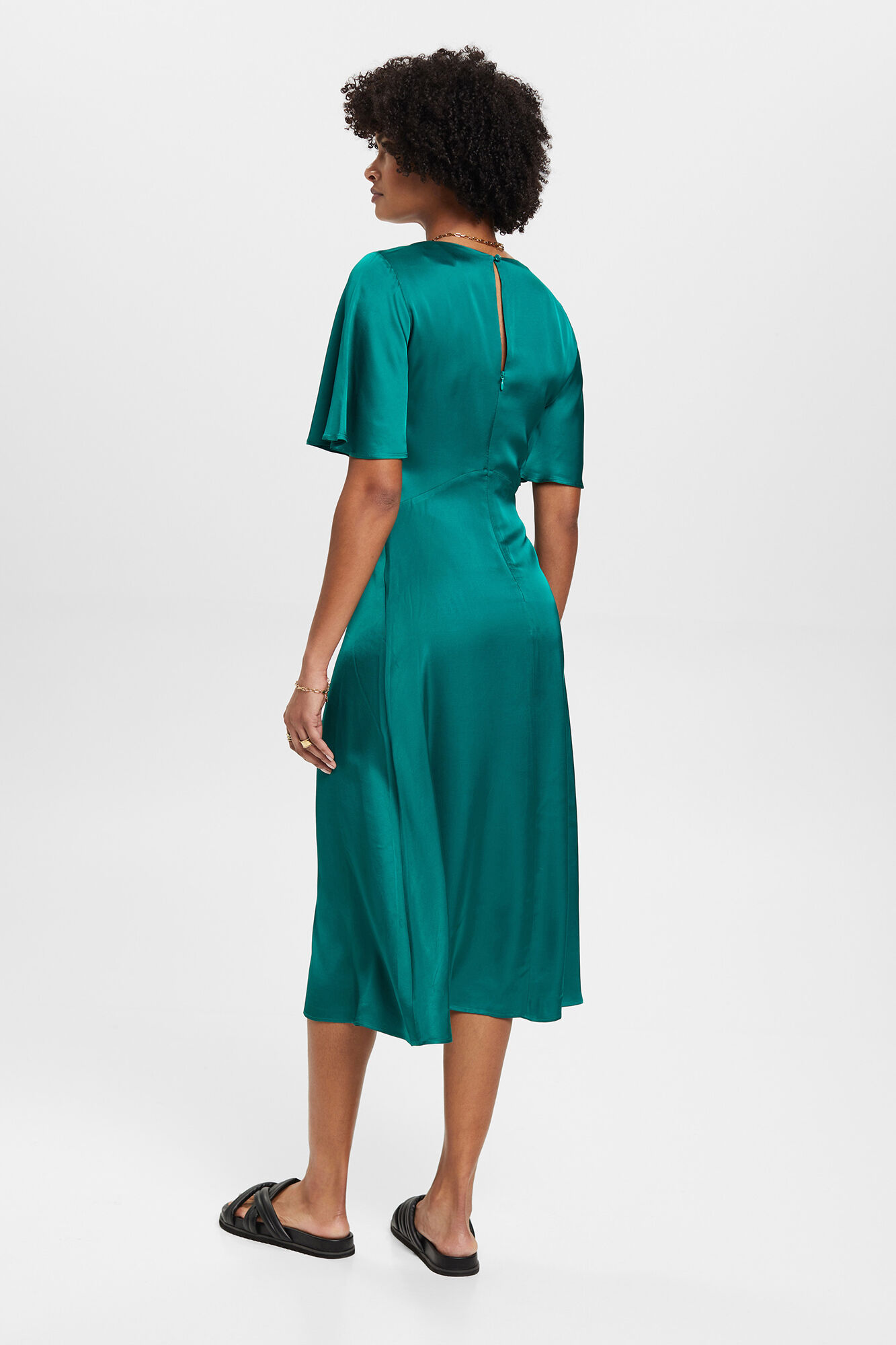 Vestido midi em cetim viscose - Verde
