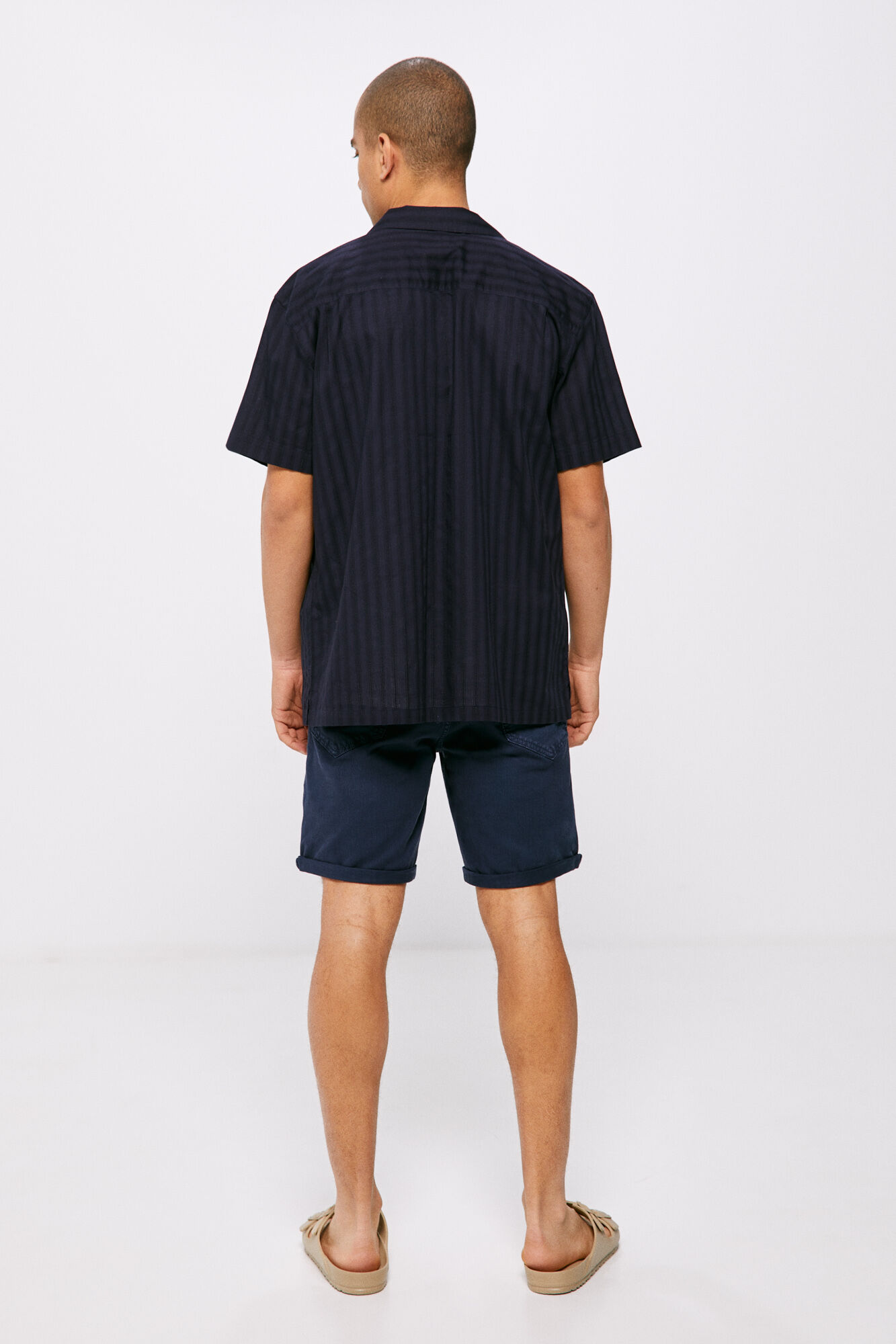 Bermuda slim com 5 bolsos - azul escuro