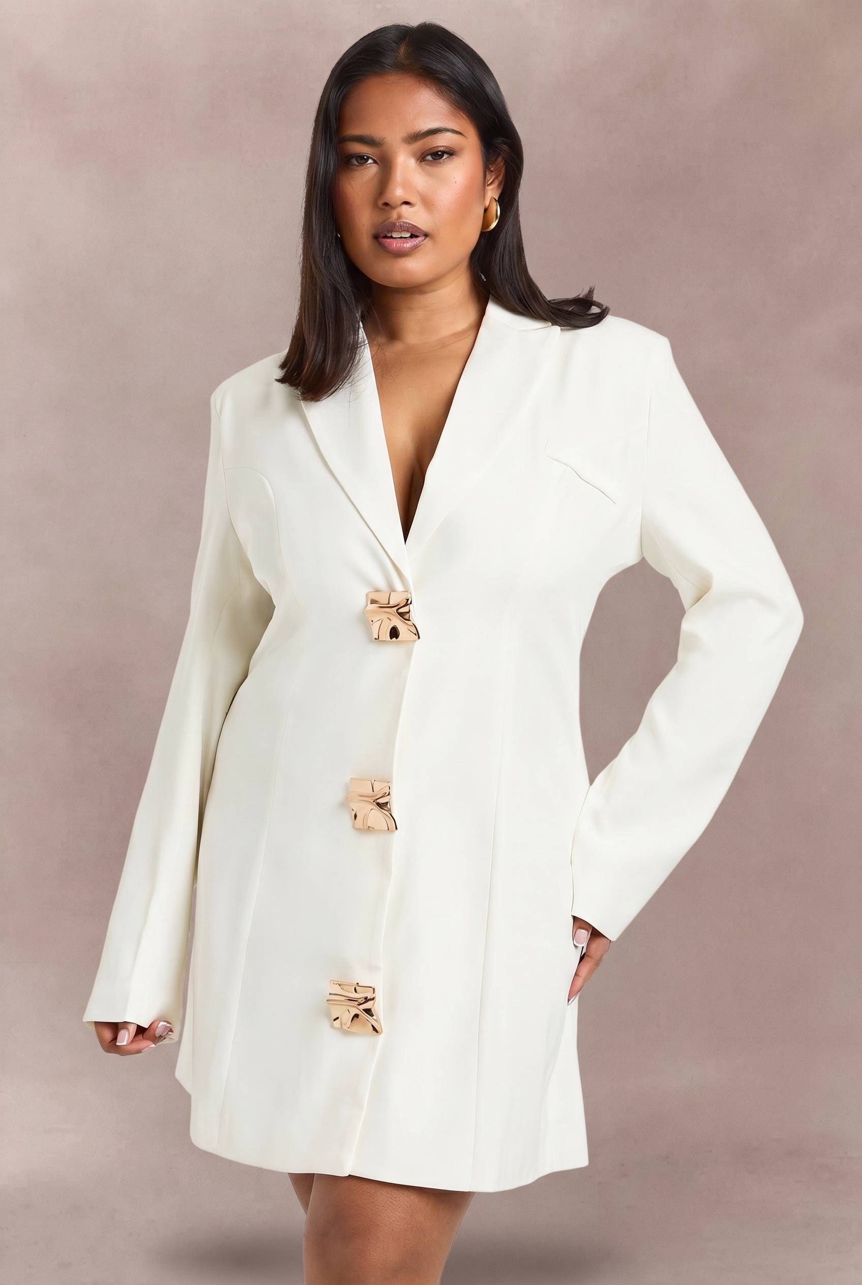 boohoo Robe Blazer Grande Taille Avec Détails De Finitions Dorées
