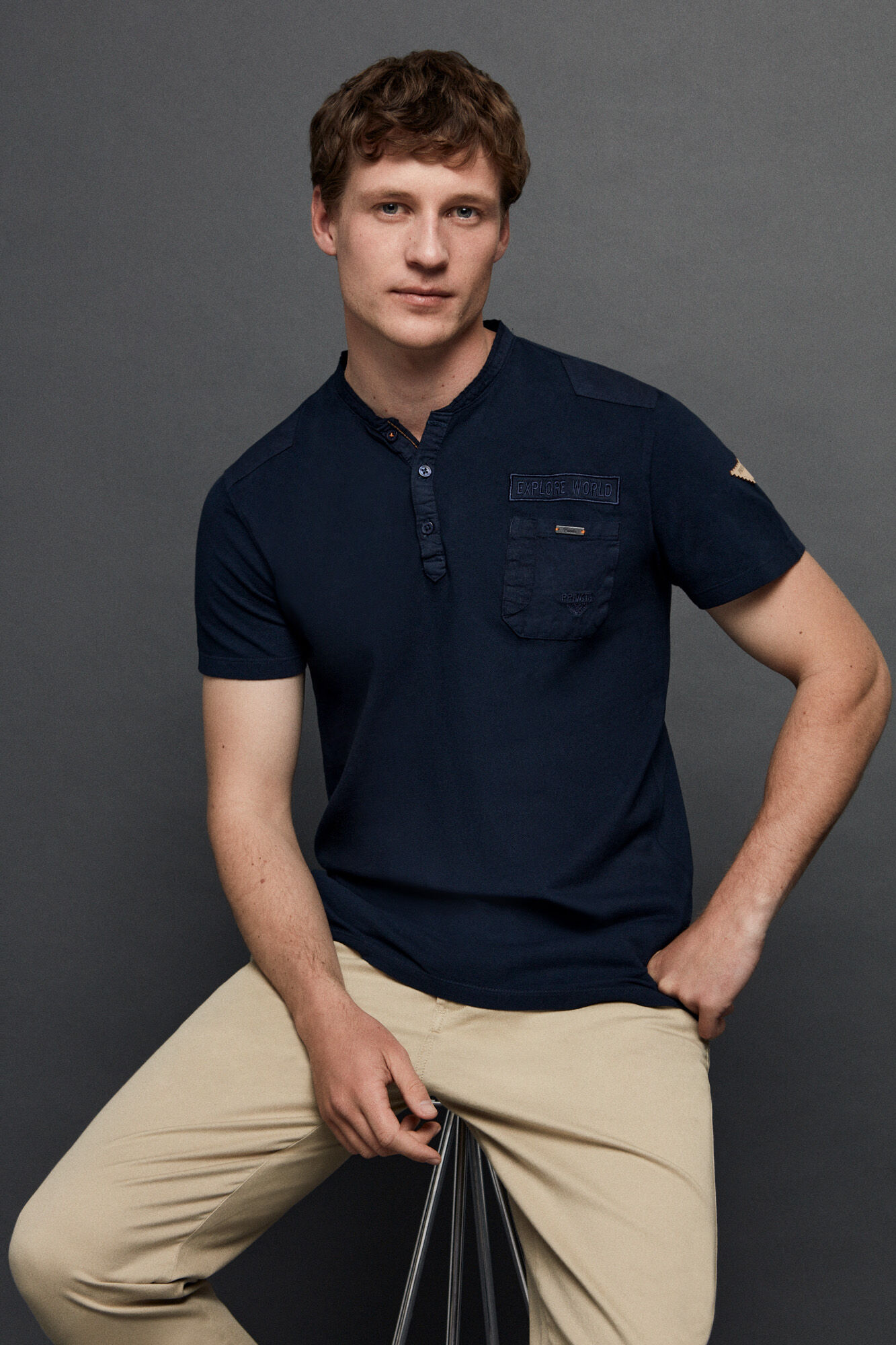 Camiseta de padeiro com botões - Azul Marinho
