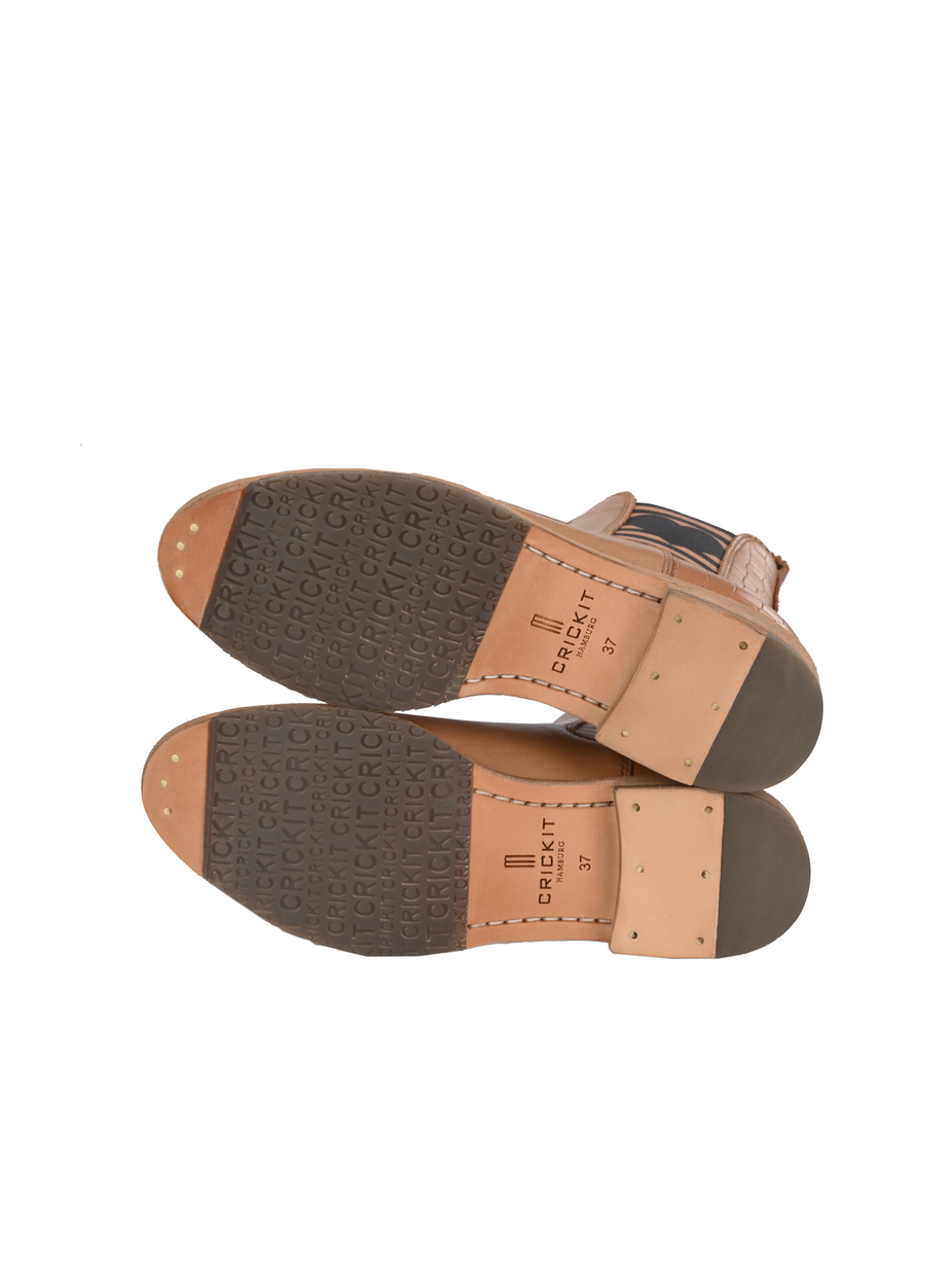 CHELSEA BOOT AMY MIT STREIFEN UND HERZ