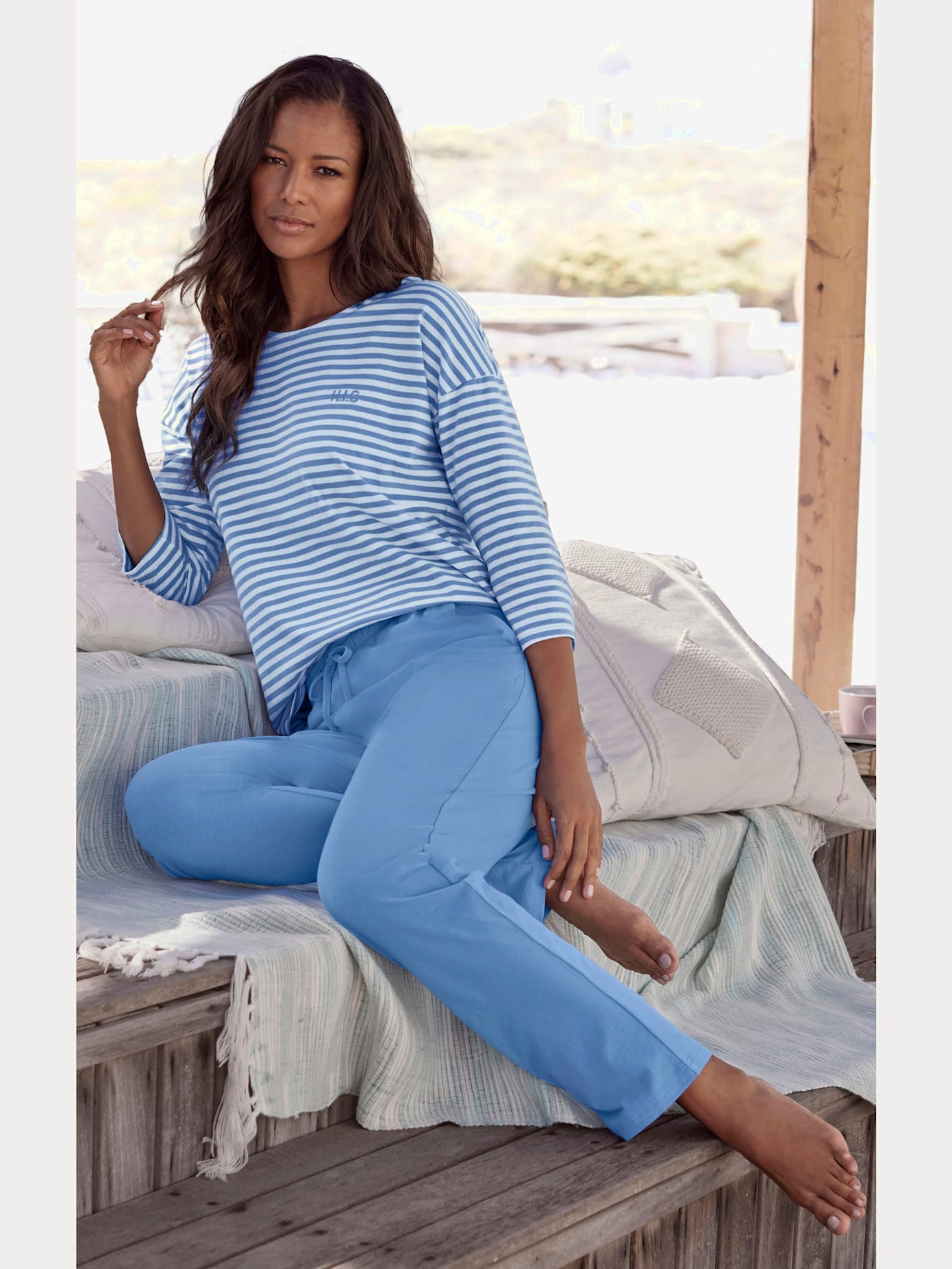 Pyjama à rayures en fils teintés