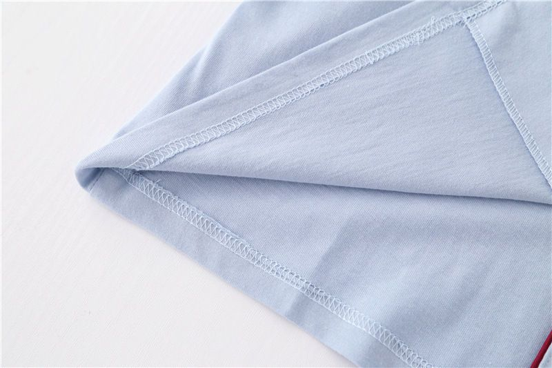 Somnus - Koppel bijpassende pyjamaset met contrasterende rand