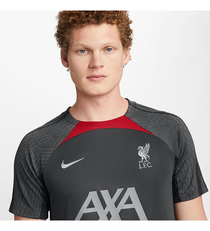 Nike Men Liverpool F.C. Strike Trainingsshirt 2023/2024