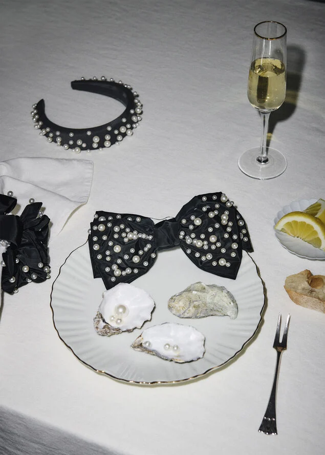DAY ET Day Pearl Bead Hair Bow Black
