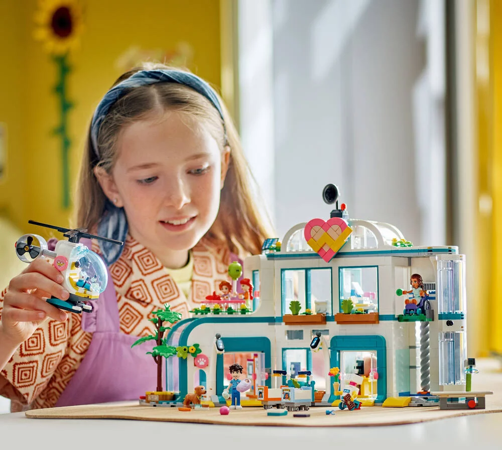 LEGO®FRIENDS 42621 - L’HOPITAL DE HEARTLAKE CITY