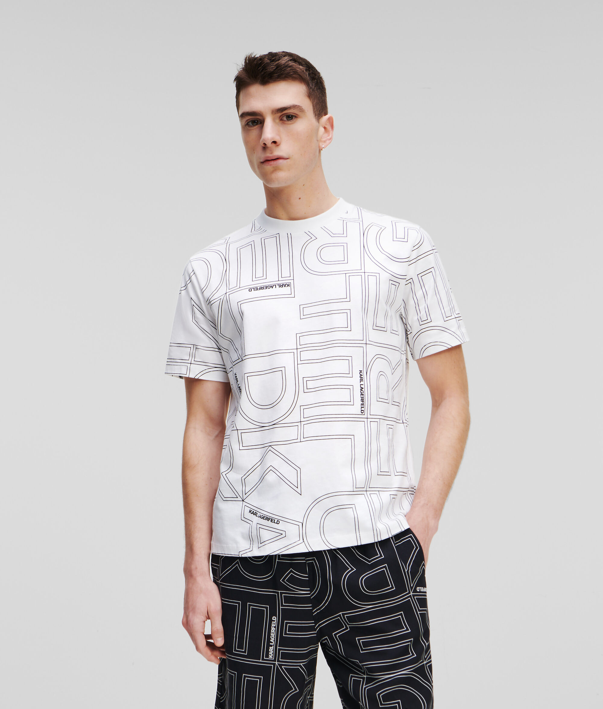 T-SHIRT AVEC LOGO KARL FAÇON ALL-OVER