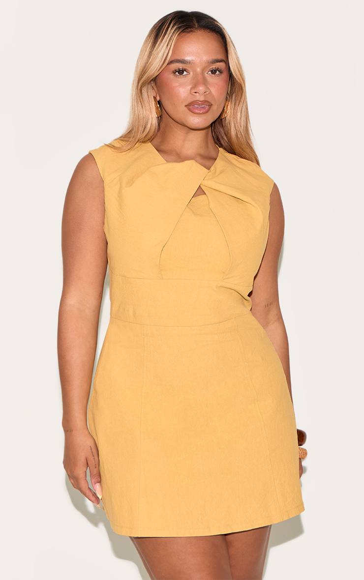 Marron Robe Mini Trapèze À Encolure Plissée Effet Lin Shape