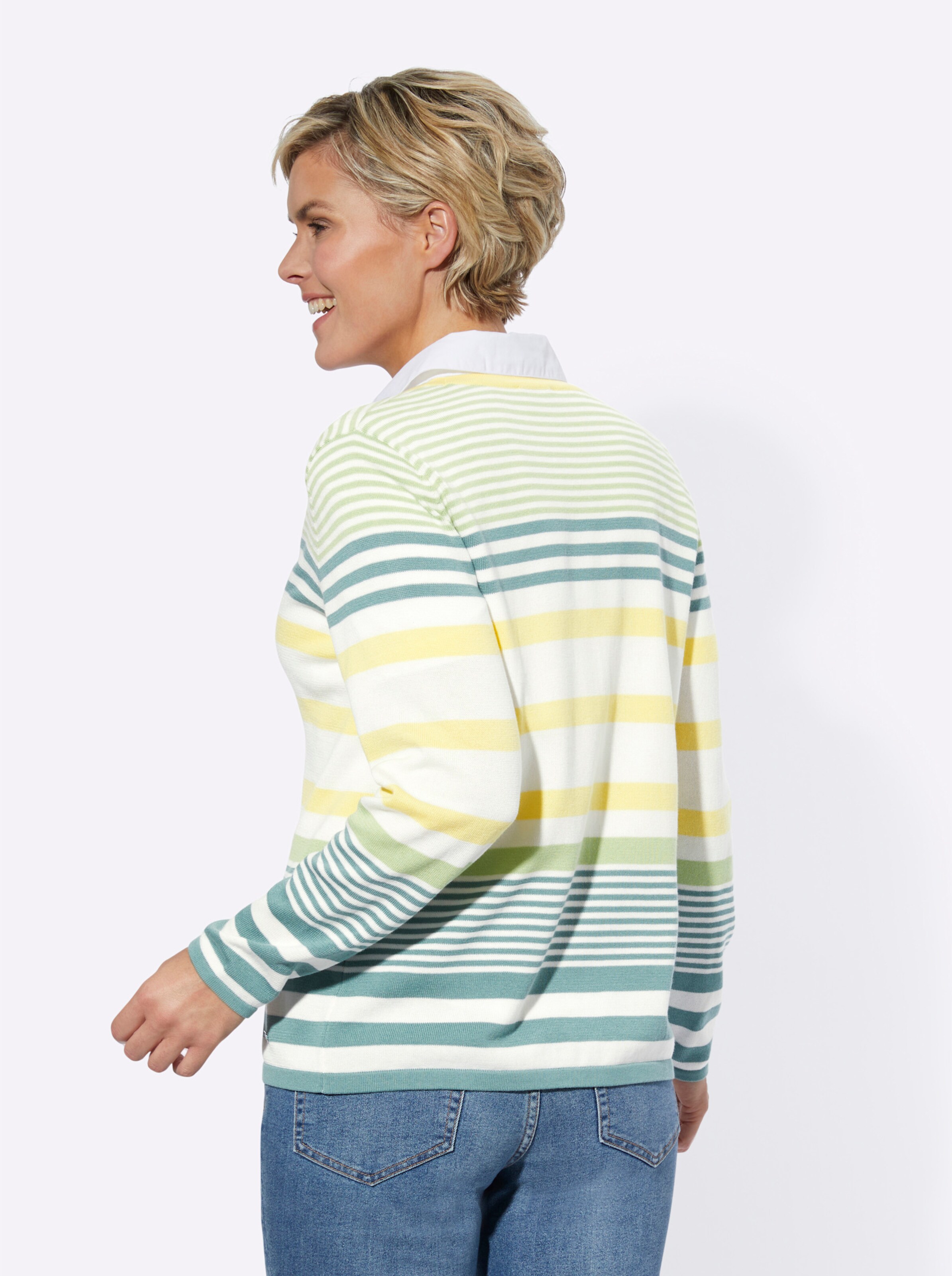 Strickjacke in reseda-ecru-geringelt
