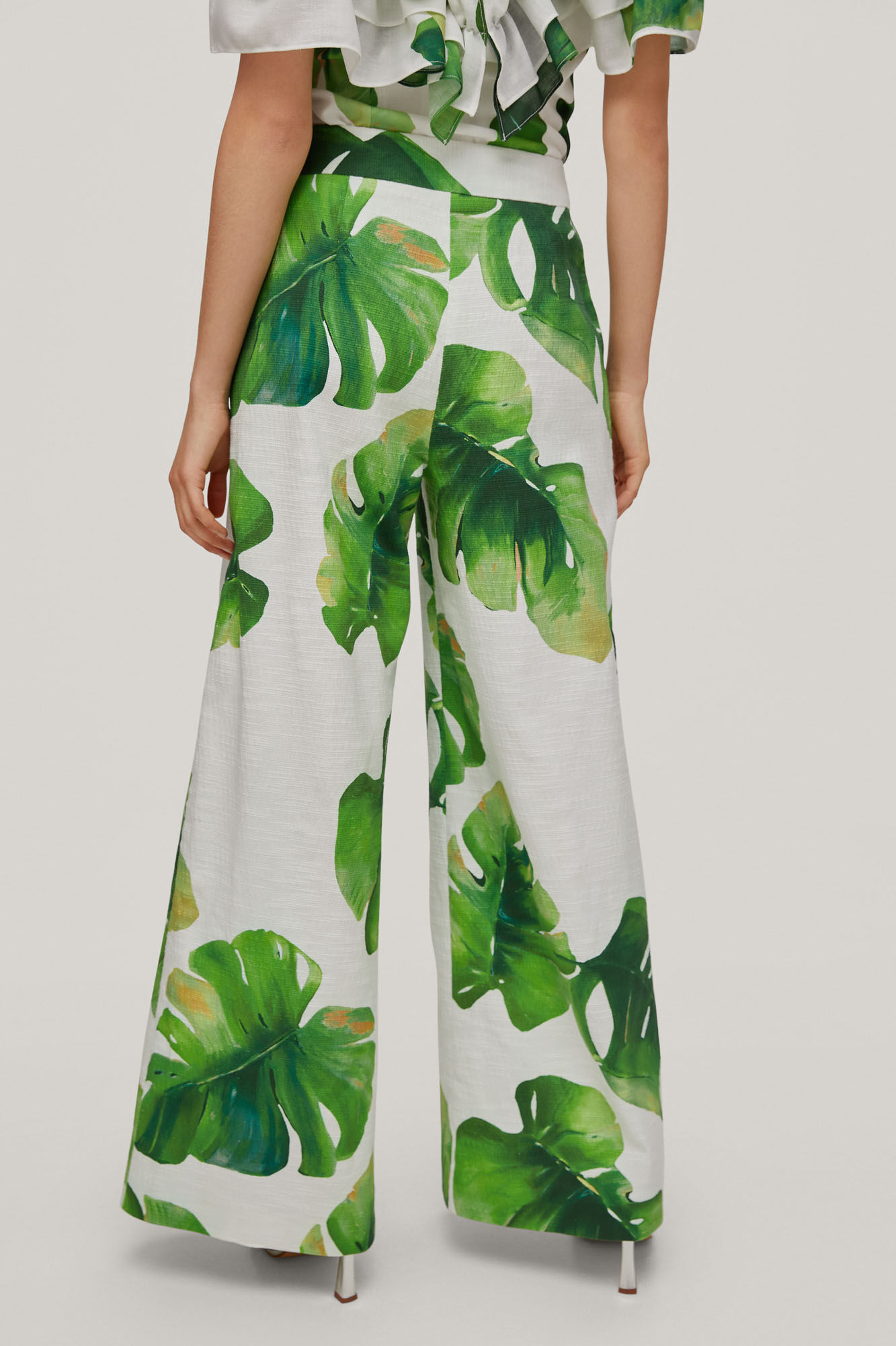 Maria. Calças de perna larga estampadas - Verde