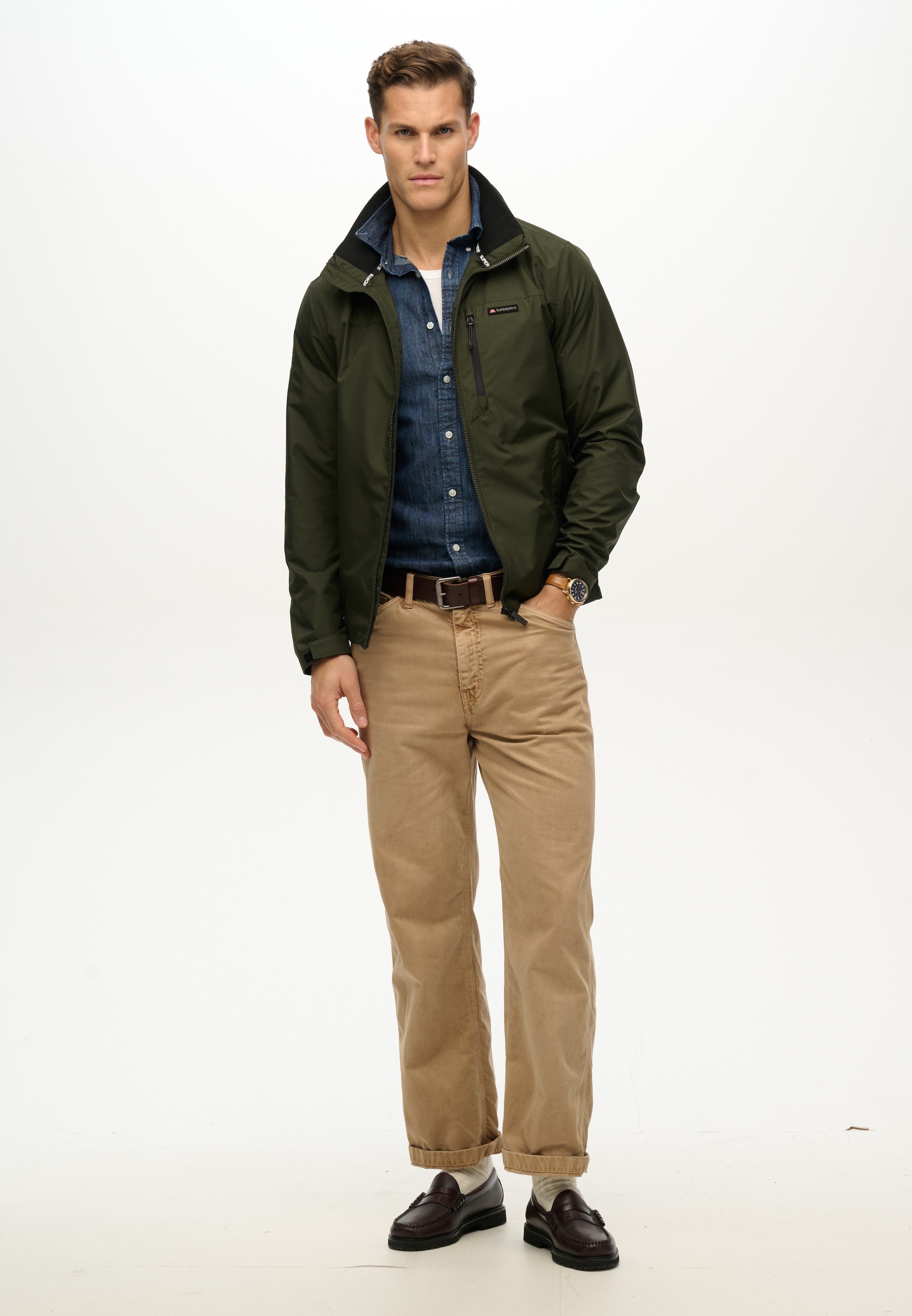 Superdry Outdoorjacke »NON HOOD LOGO WINDBREAKER« ohne Kapuze