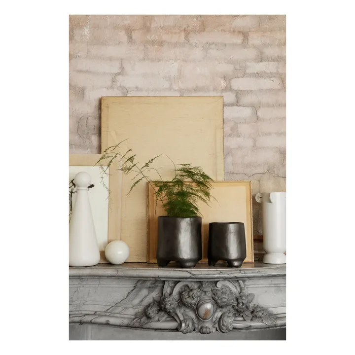 Ferm Living Cache-pot Esca en porcelaine | Noir