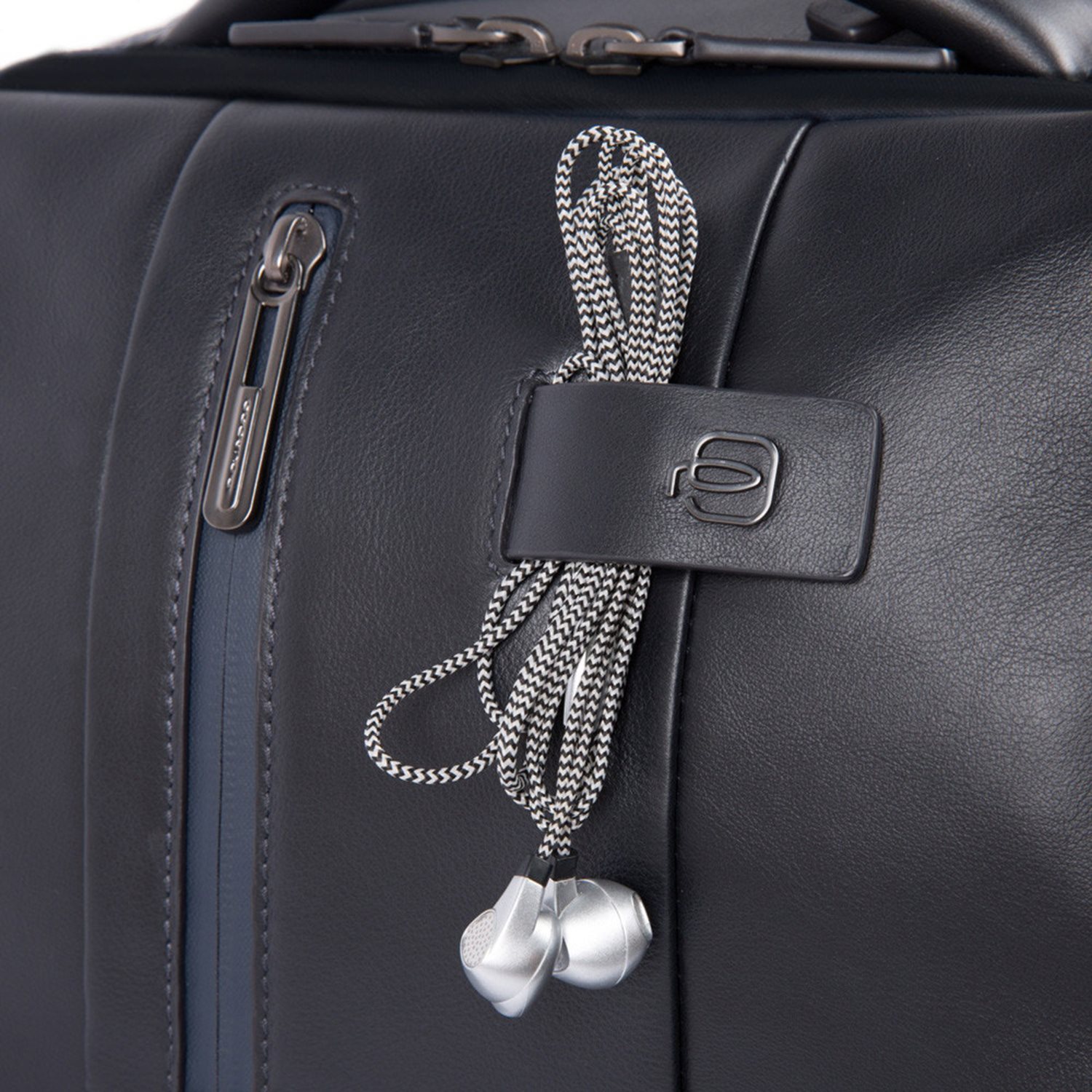 Piquadro Urban Fast-check PC Backpack with iPad Compartment black