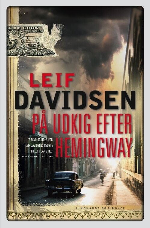 På Udkig Efter Hemingway - Leif Davidsen - Bog