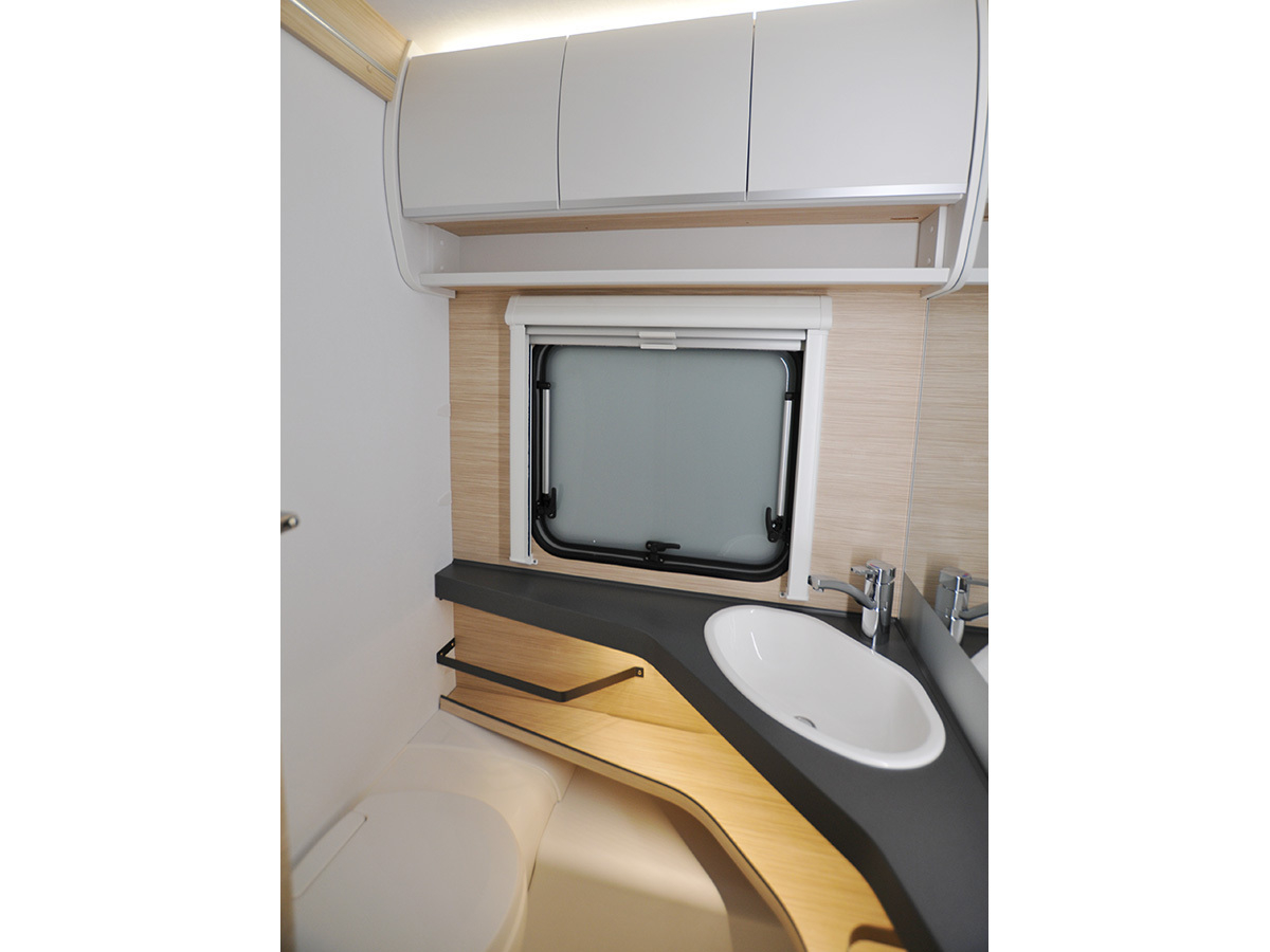 Fendt Apero 495 SG 2024 caravan