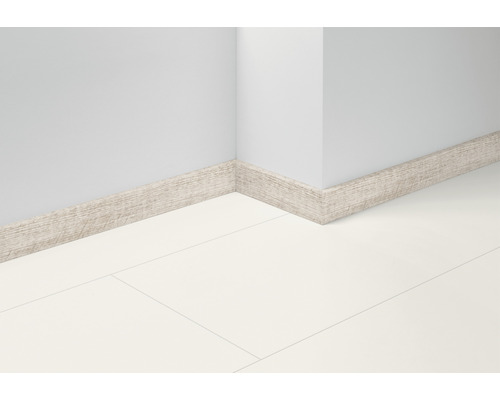 Plint SL18 eiken D049 16,5 x 70 x 2200 mm