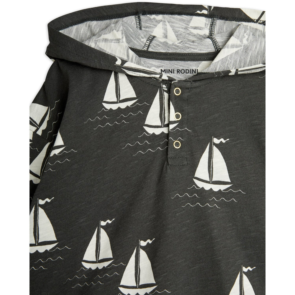 Køb Mini Rodini Grey Sailing Boats AOP Hættetrøje