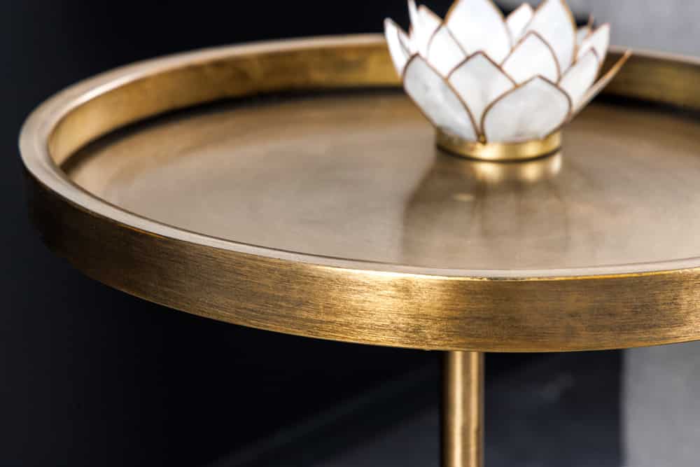 Handgefertigter Beistelltisch TRAYFUL 60cm messing antik Eisen natur Marmorfuß