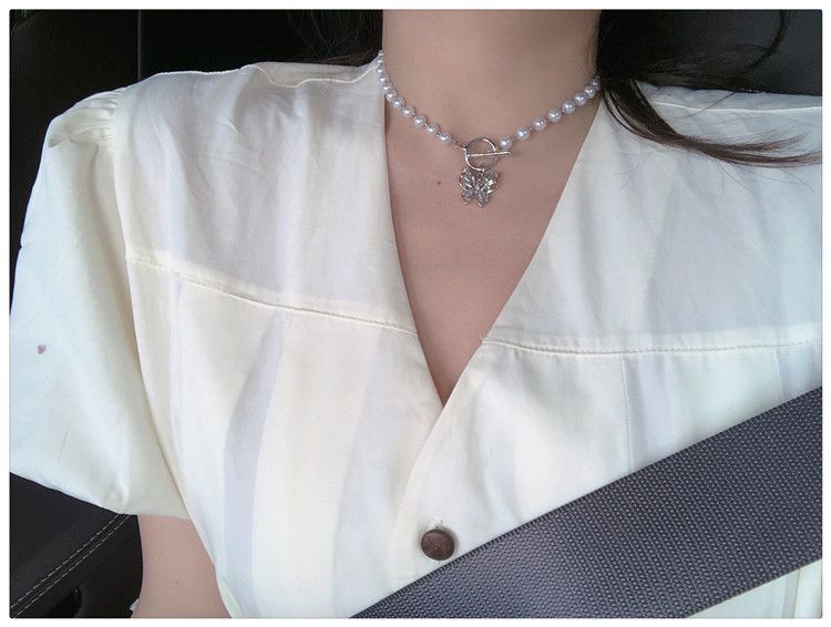 Studio Nana - Faux Pearl Butterfly Dangle Choker