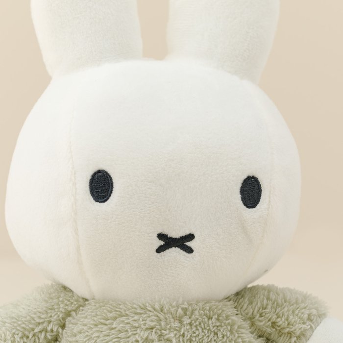 Nijntje | Knuffel | Fluffy groen | 25 cm