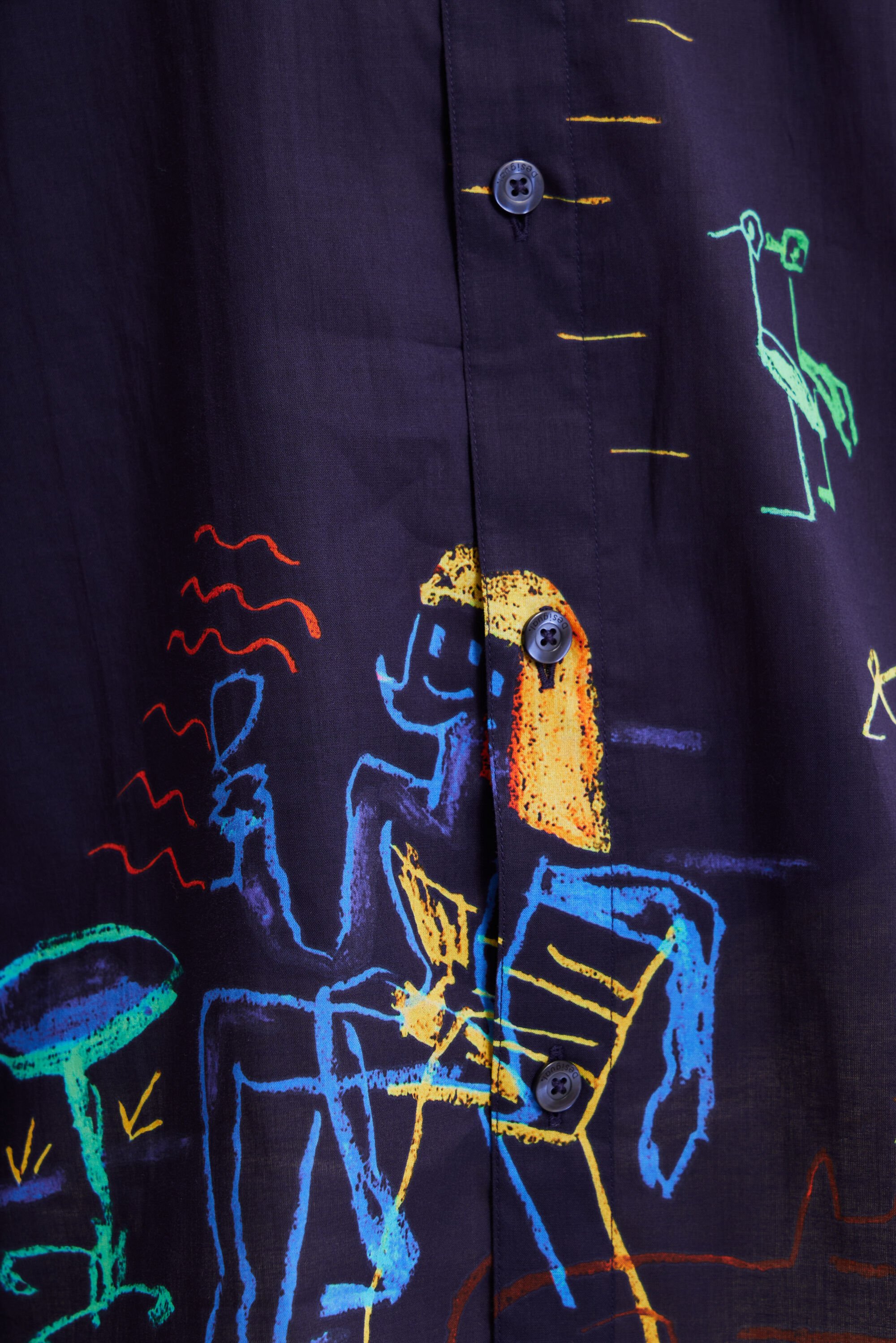 Chemise illustrations manches longues