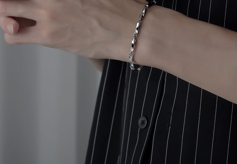Soosina - Gedraaide roestvrijstalen armband (verschillende ontwerpen)