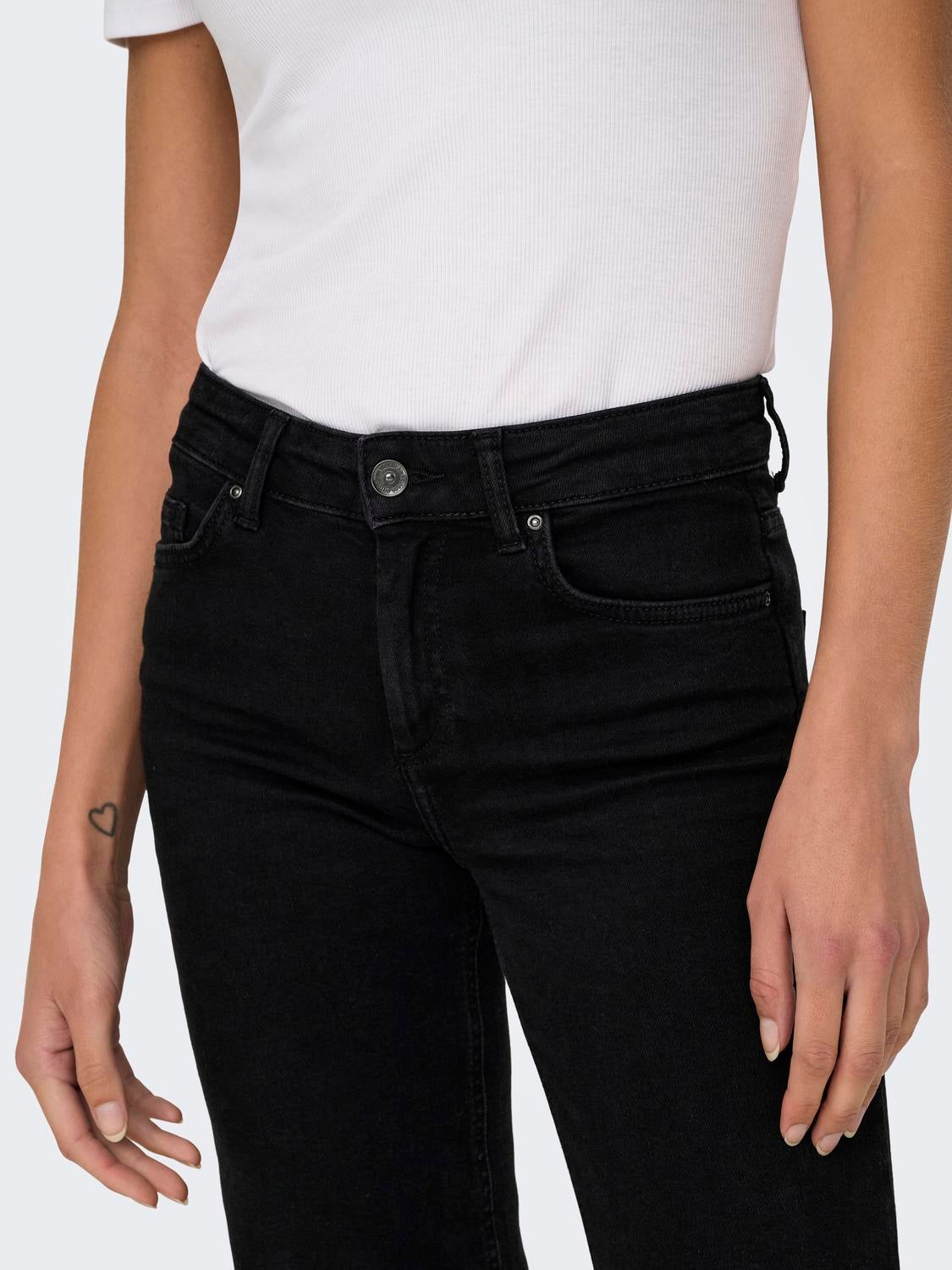 ONLBLUSH Mittlere Taille Gerade geschnitten Jeans Black Denim