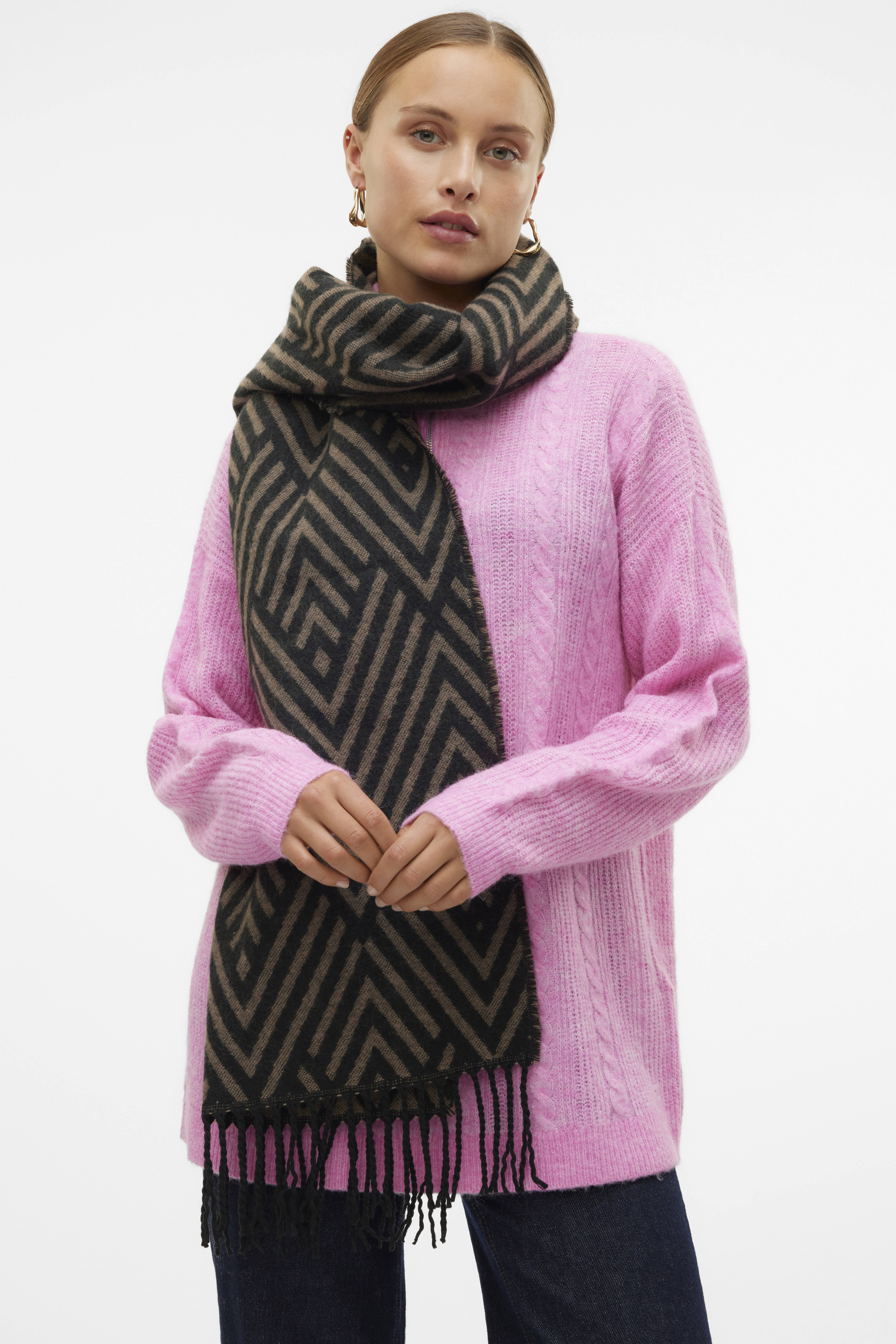 VERO MODA sjaal VMFONDA met grafische print bruin/zwart