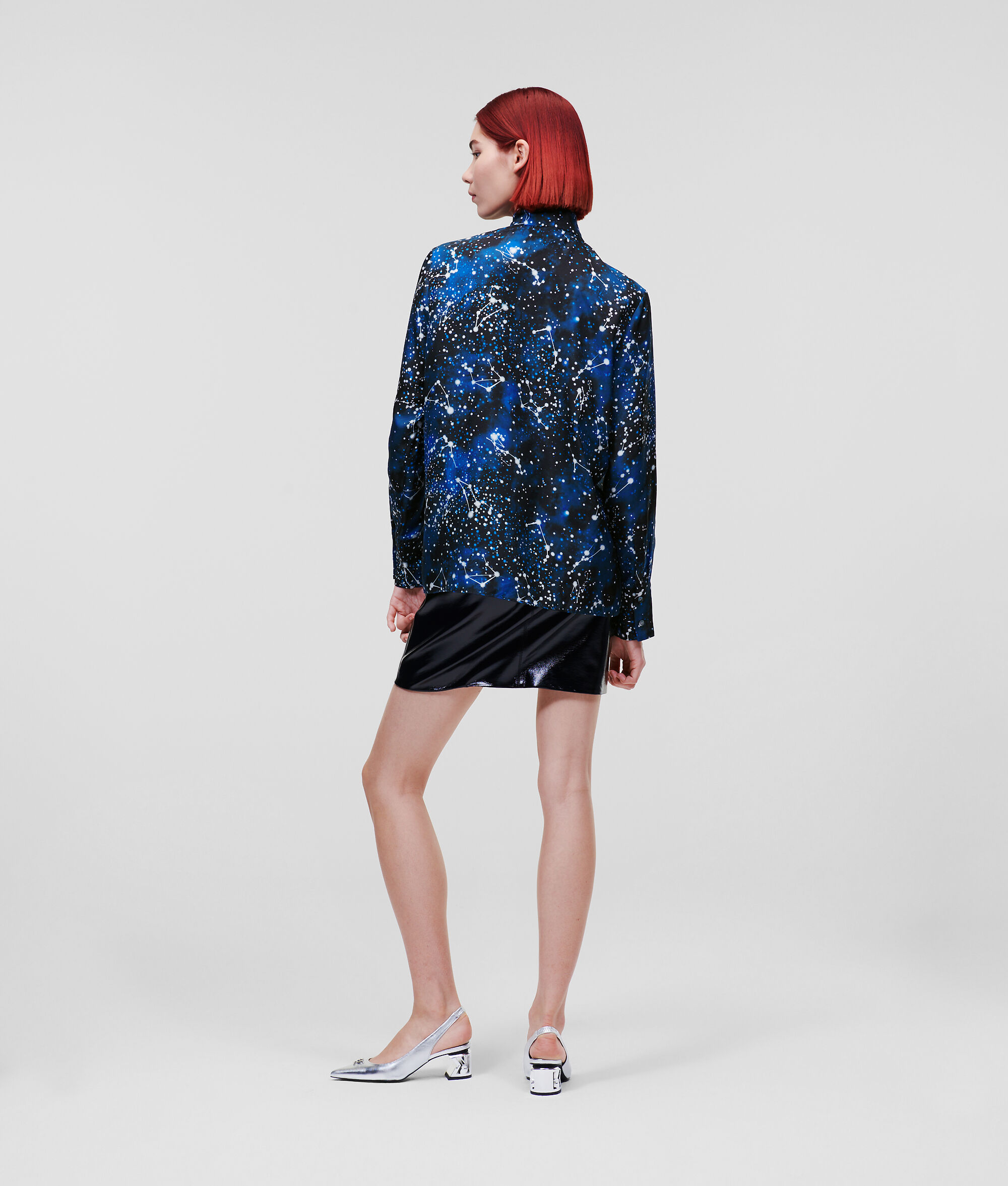 CHEMISE EN SOIE À MOTIF GALAXIE