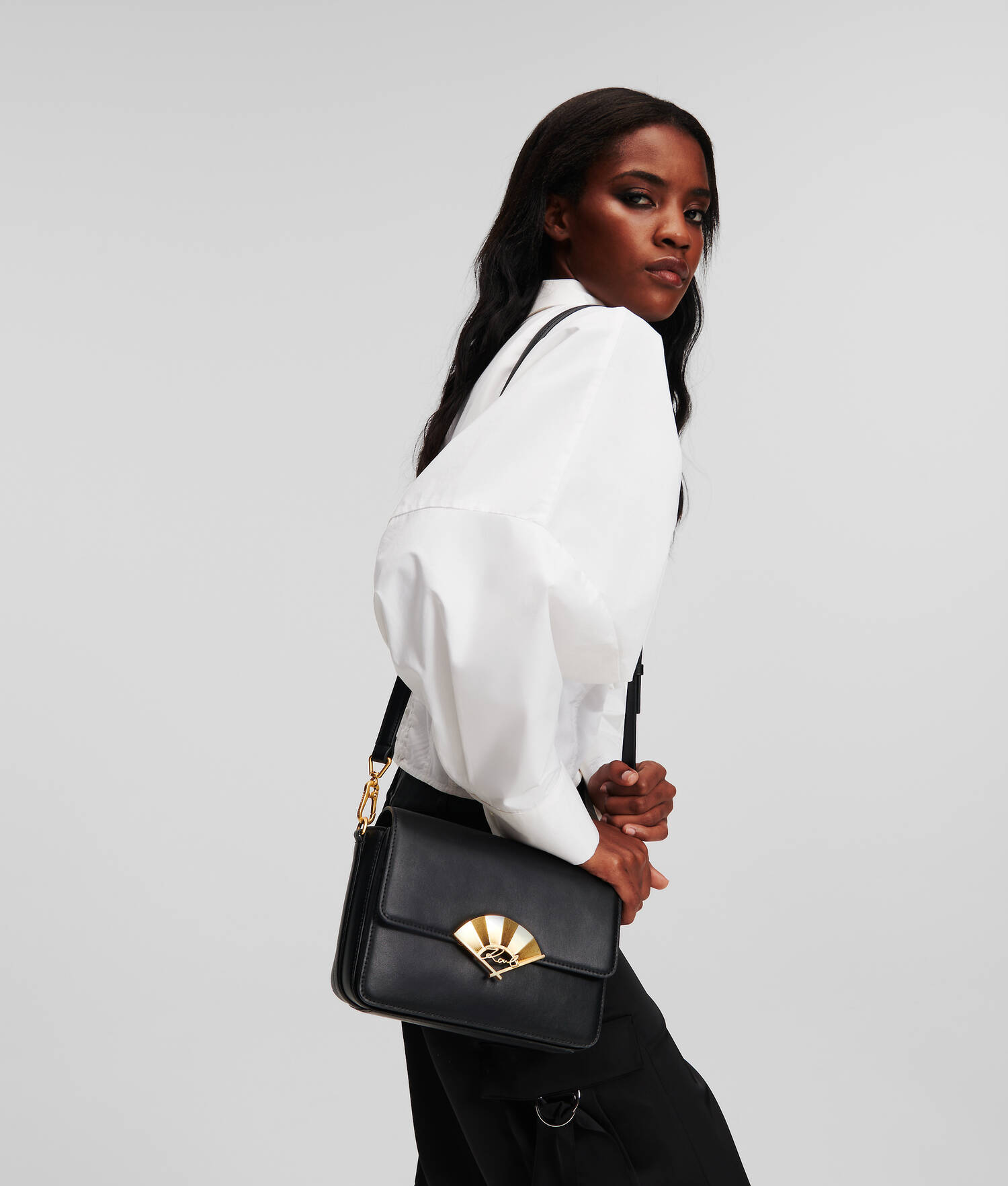 SAC BANDOULIÈRE DE TAILLE MOYENNE K/SIGNATURE FAN