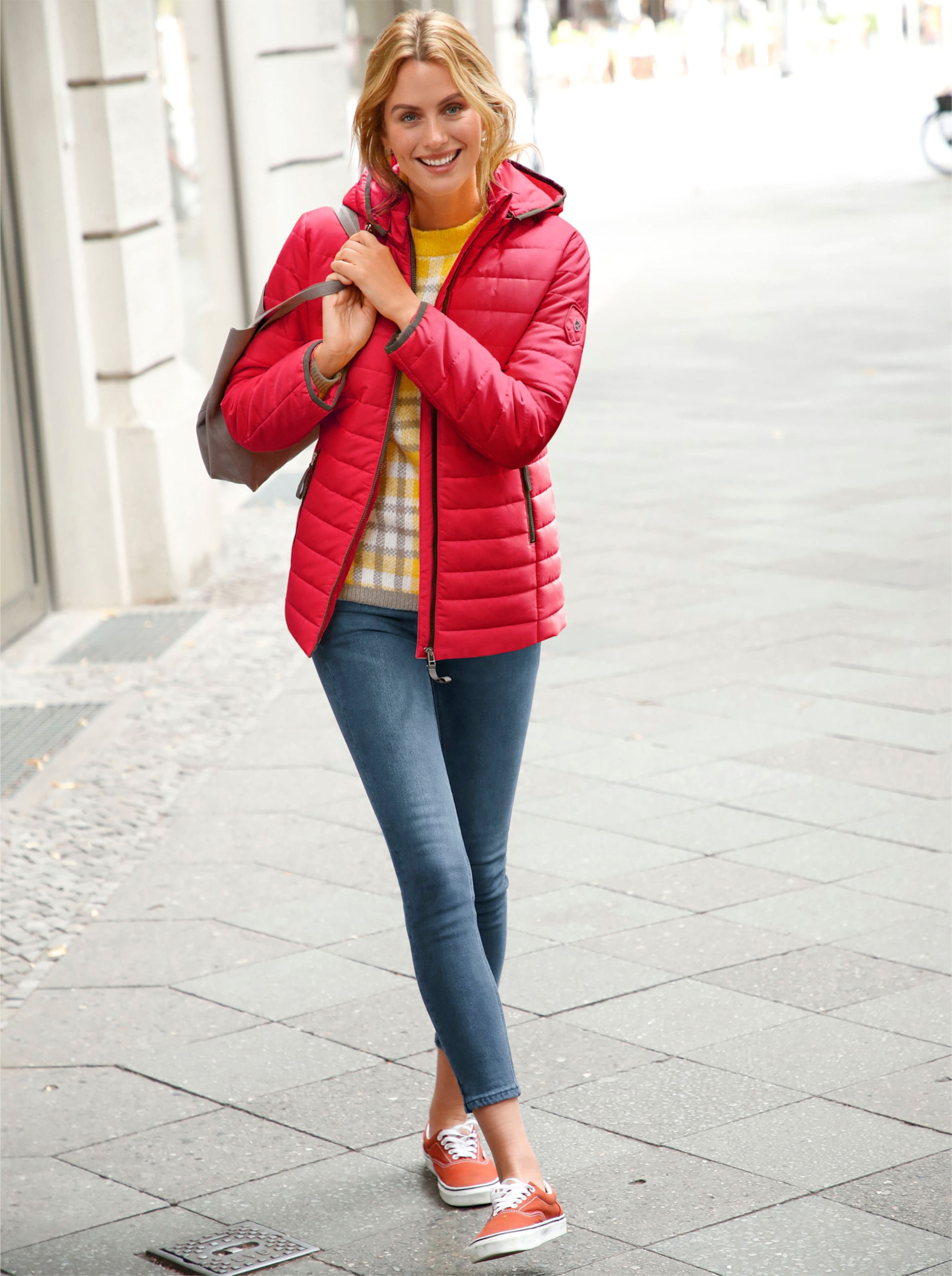 Steppjacke in rot