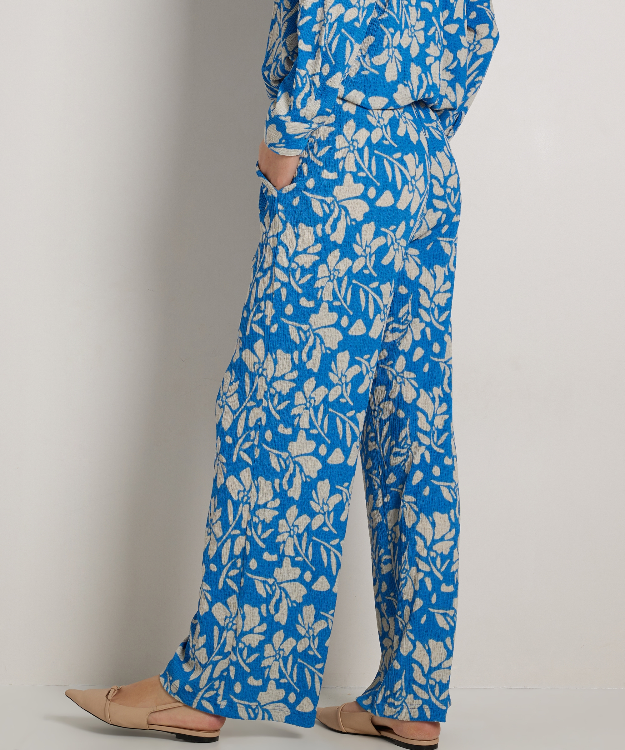 wide fit broek met bloemenprint