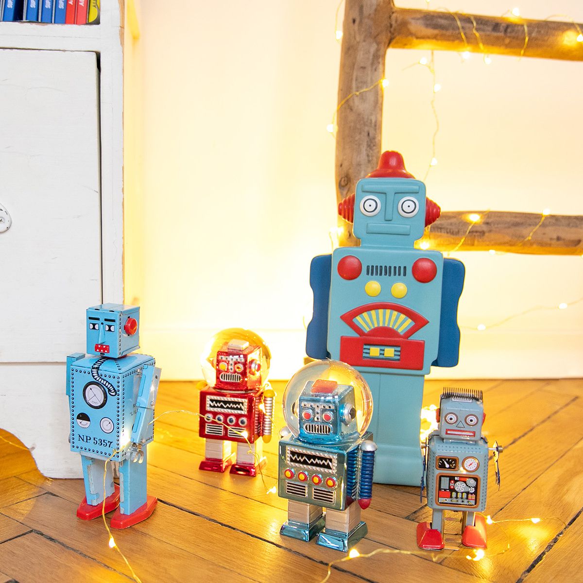 Robot vintage en métal bleu