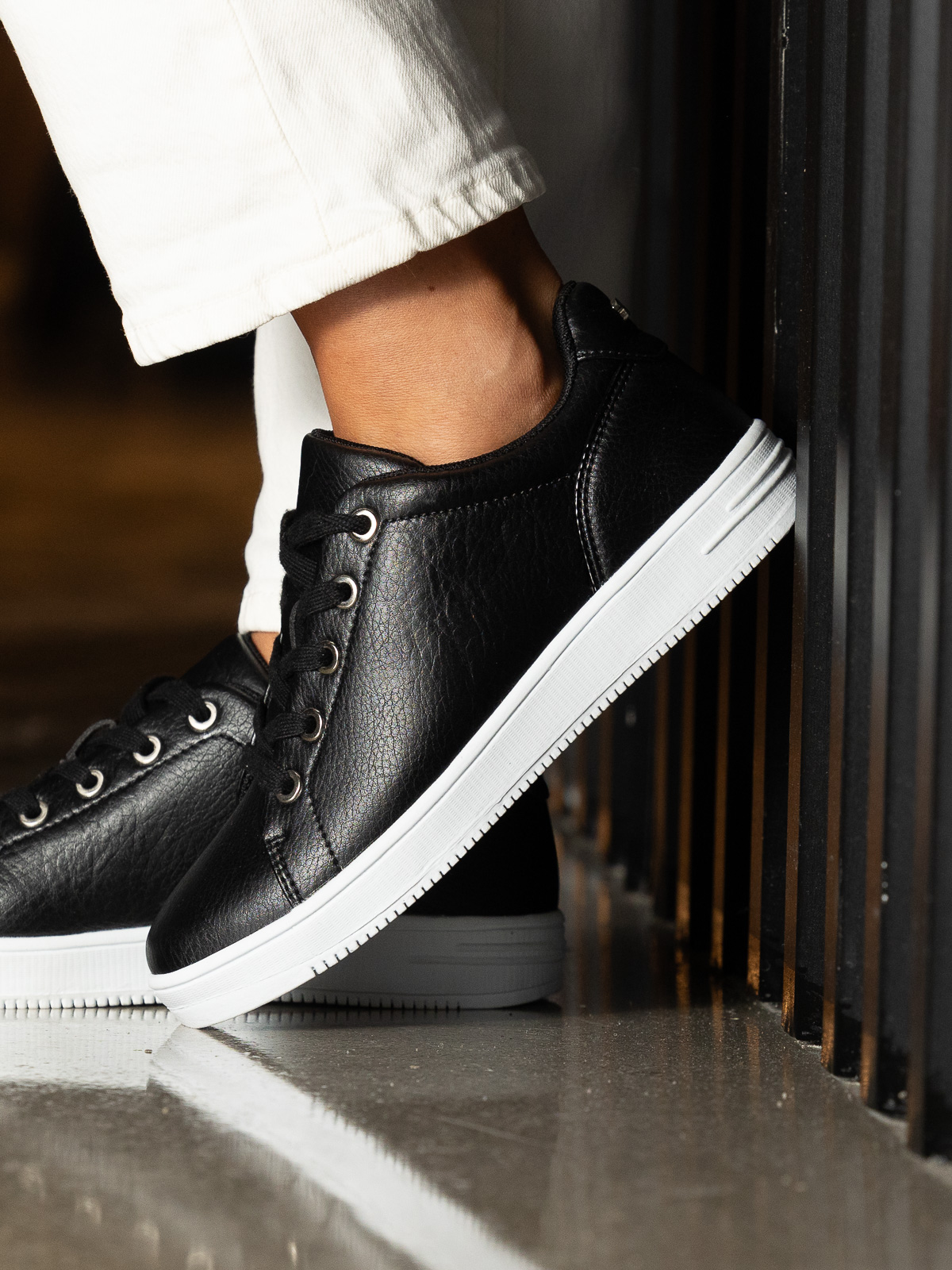 Gorbio Low Black - Trapes Sko