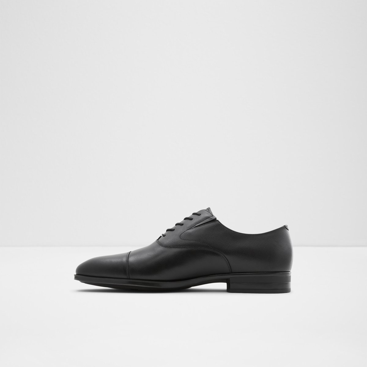 Miraylle Black Men Oxfords & Lace-ups