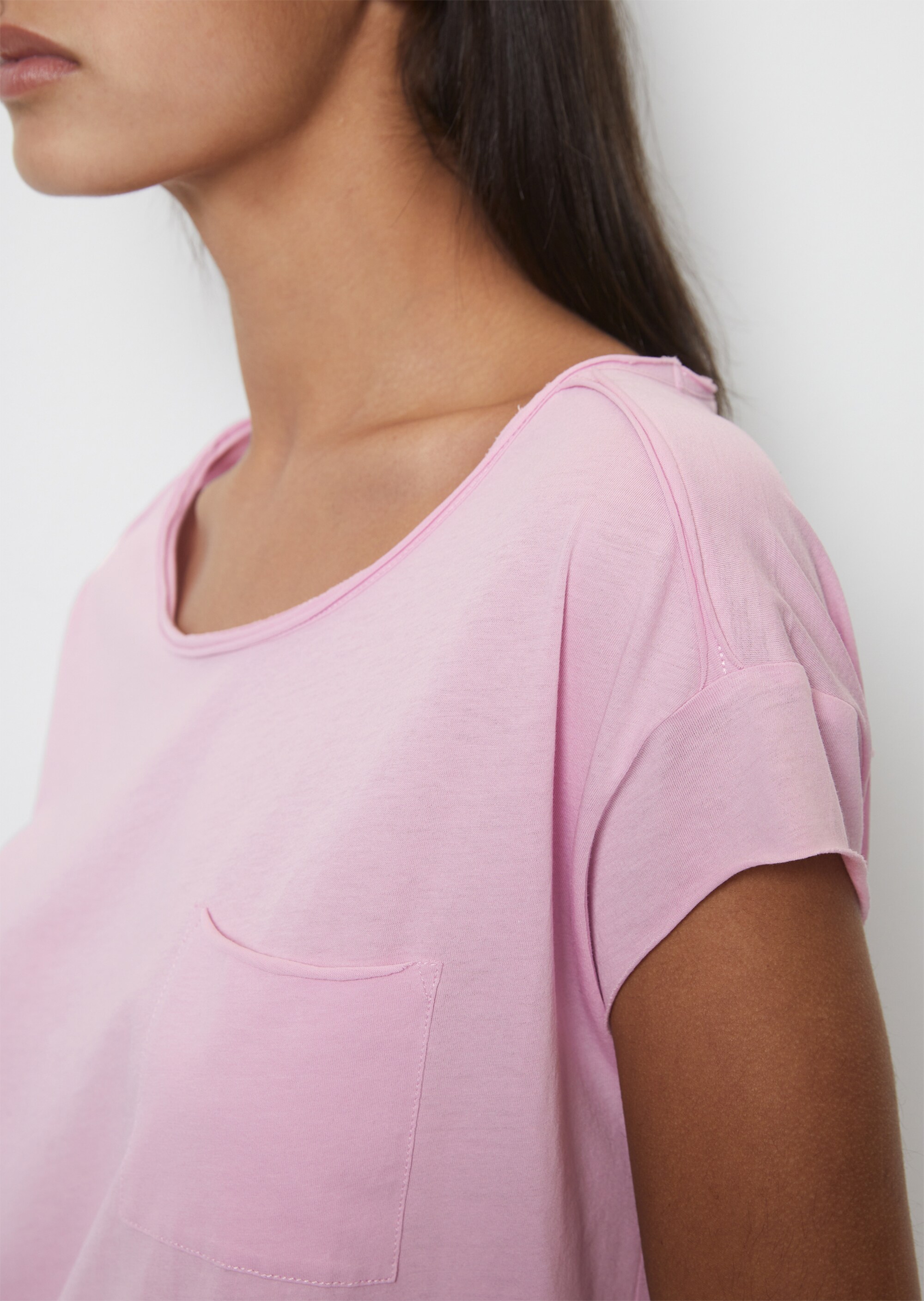 T-Shirt mit Brusttasche relaxed aus leichtem Single Jersey
