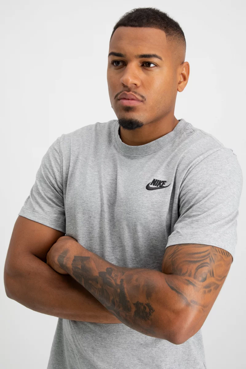 Nike Sportswear Club Herren T-Shirt