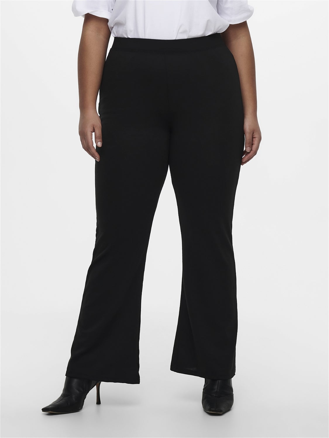 CARPEVER Ausgestellt Hose Black