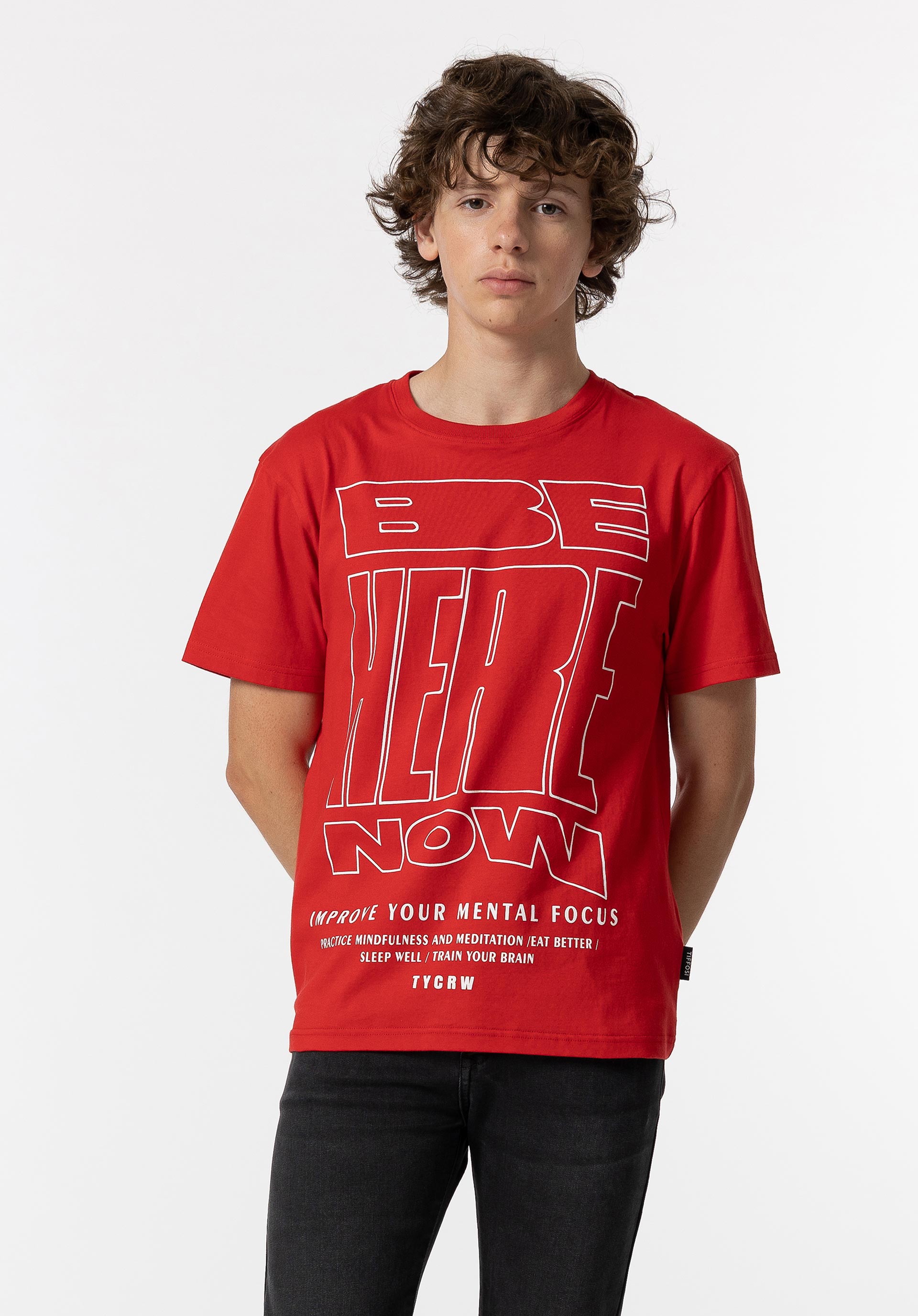 T-shirt com Texto Frontal