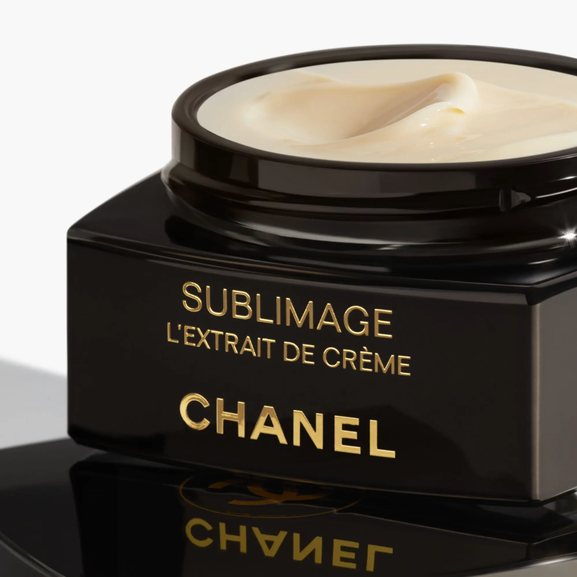 CHANEL - SUBLIMAGE L'EXTRAIT DE CRÈME ULTIME RÉGÉNÉRATION ET RÉPARATION- Soin de jour