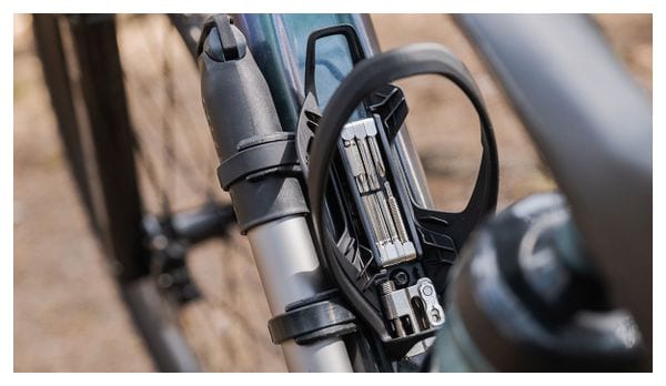 Porte-Bidon Multifonction Syncros iS Cache 2.0HV Noir   Multi-Outil iS Cache 8CT (8 Fonctions)   Pompe à Main 2.0HV (Max 70 psi / 4.8 bar)