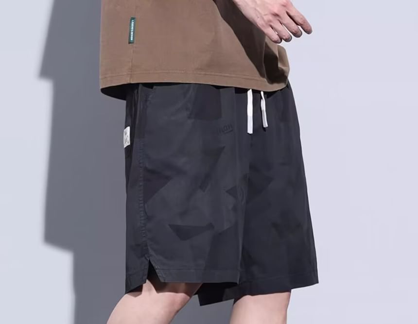 jaywoon - Camouflage shorts met trekkoordtaille