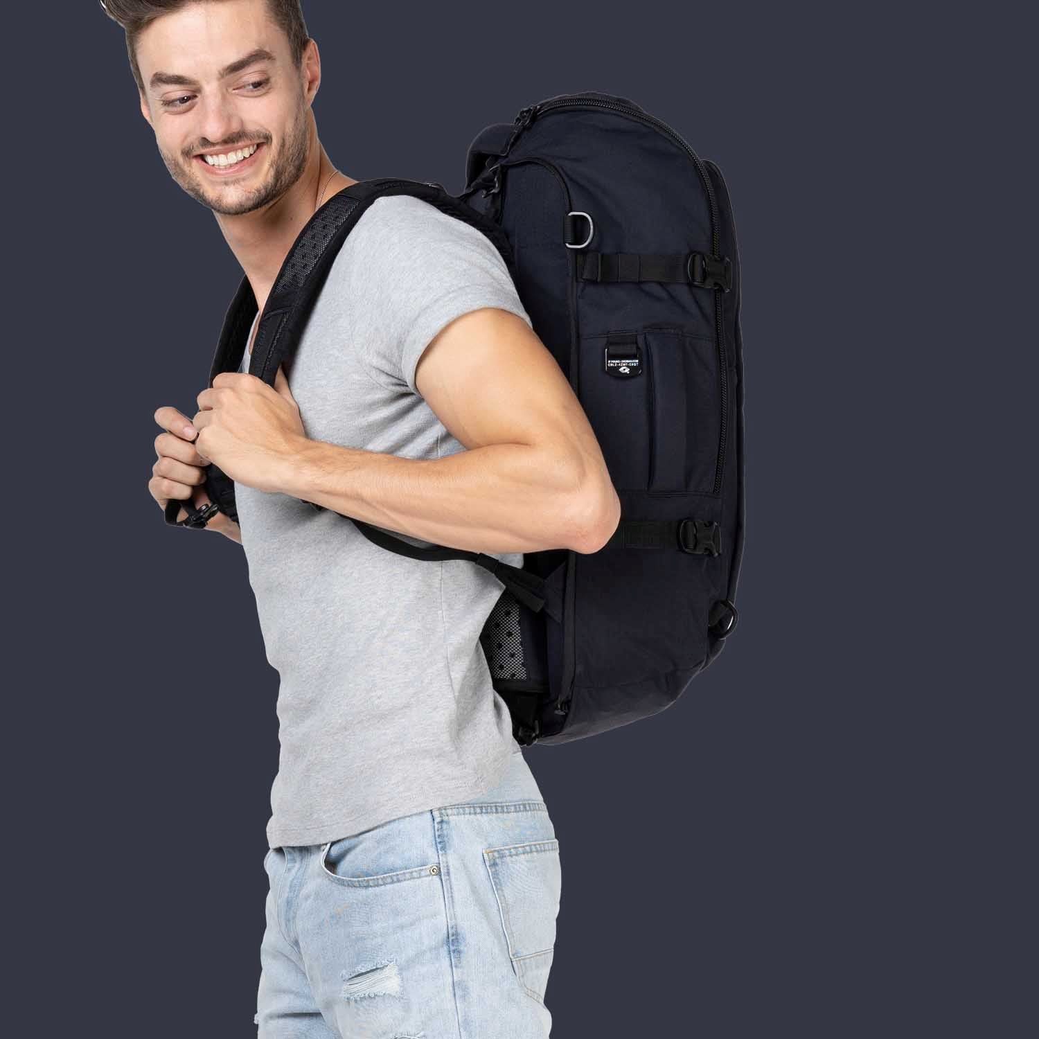 CabinZero Adventure Pro 42L Cabin Backpack absolute black