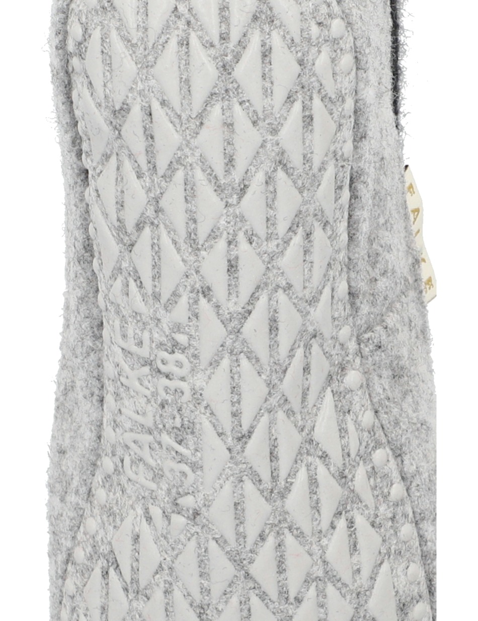 COSY SHOE