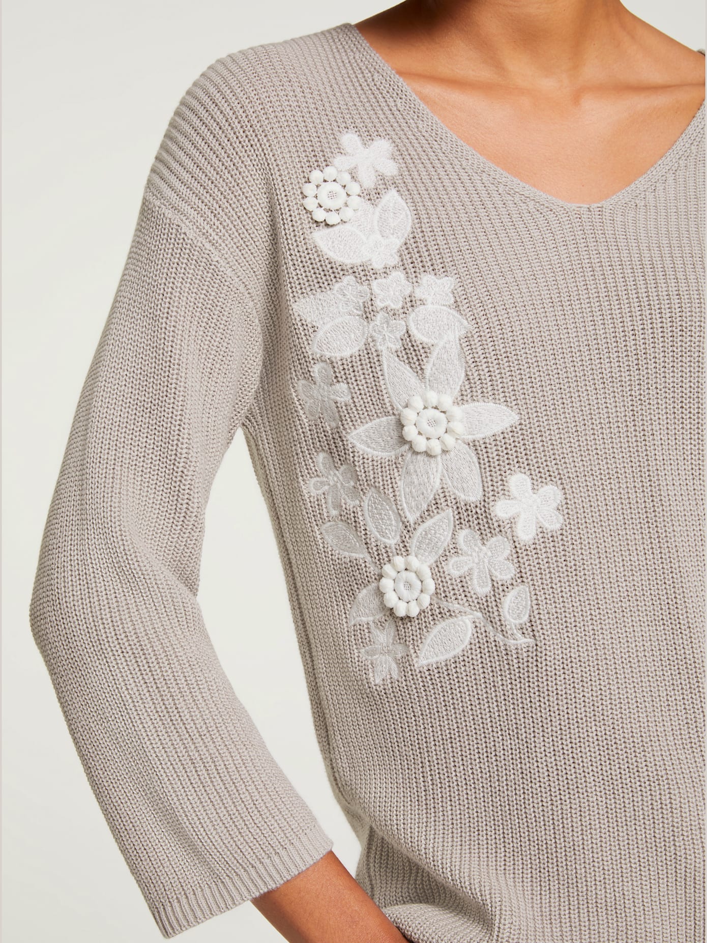 Pull motif floral tendance