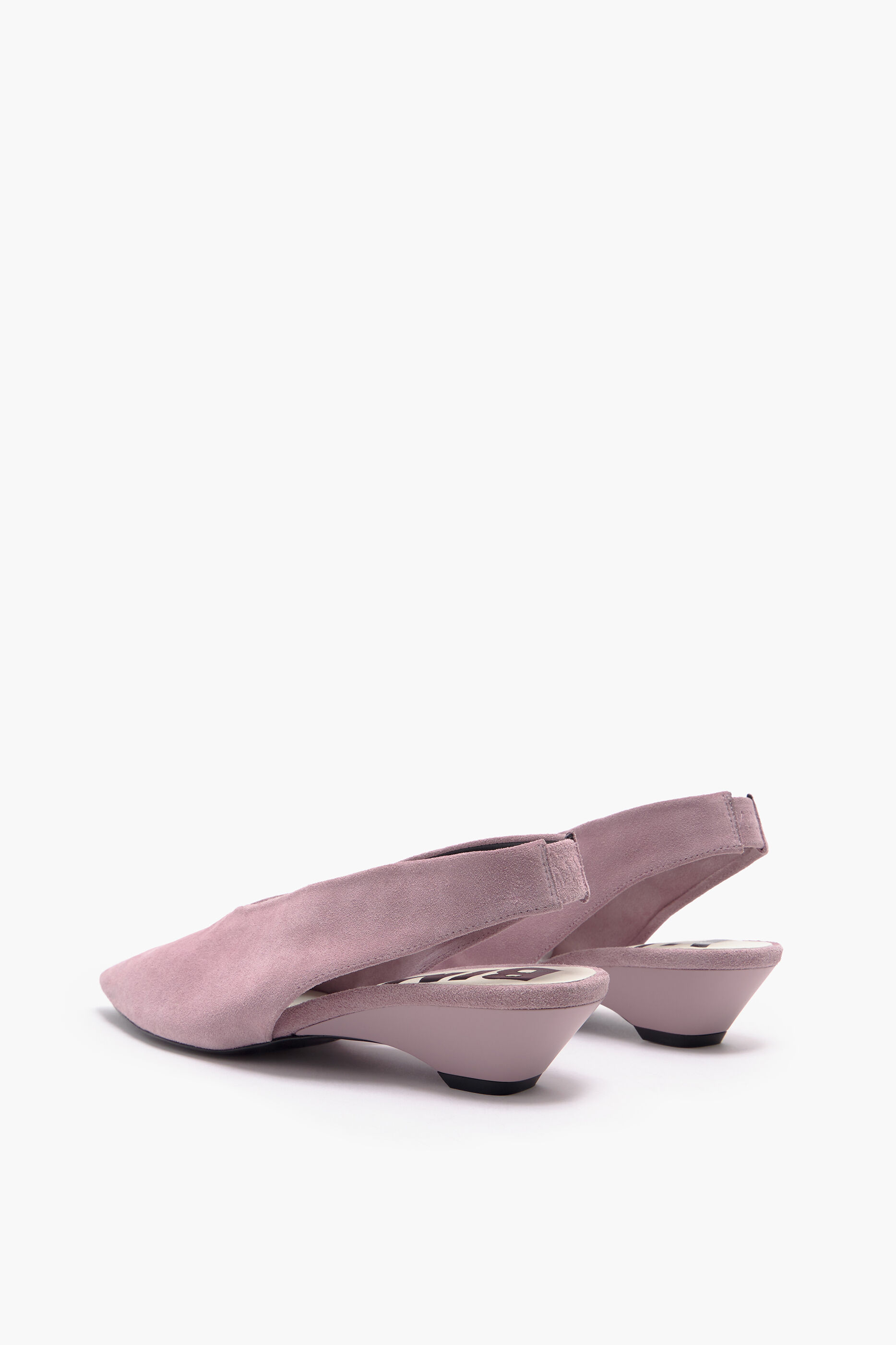 sapato de salto alto rosa camurça