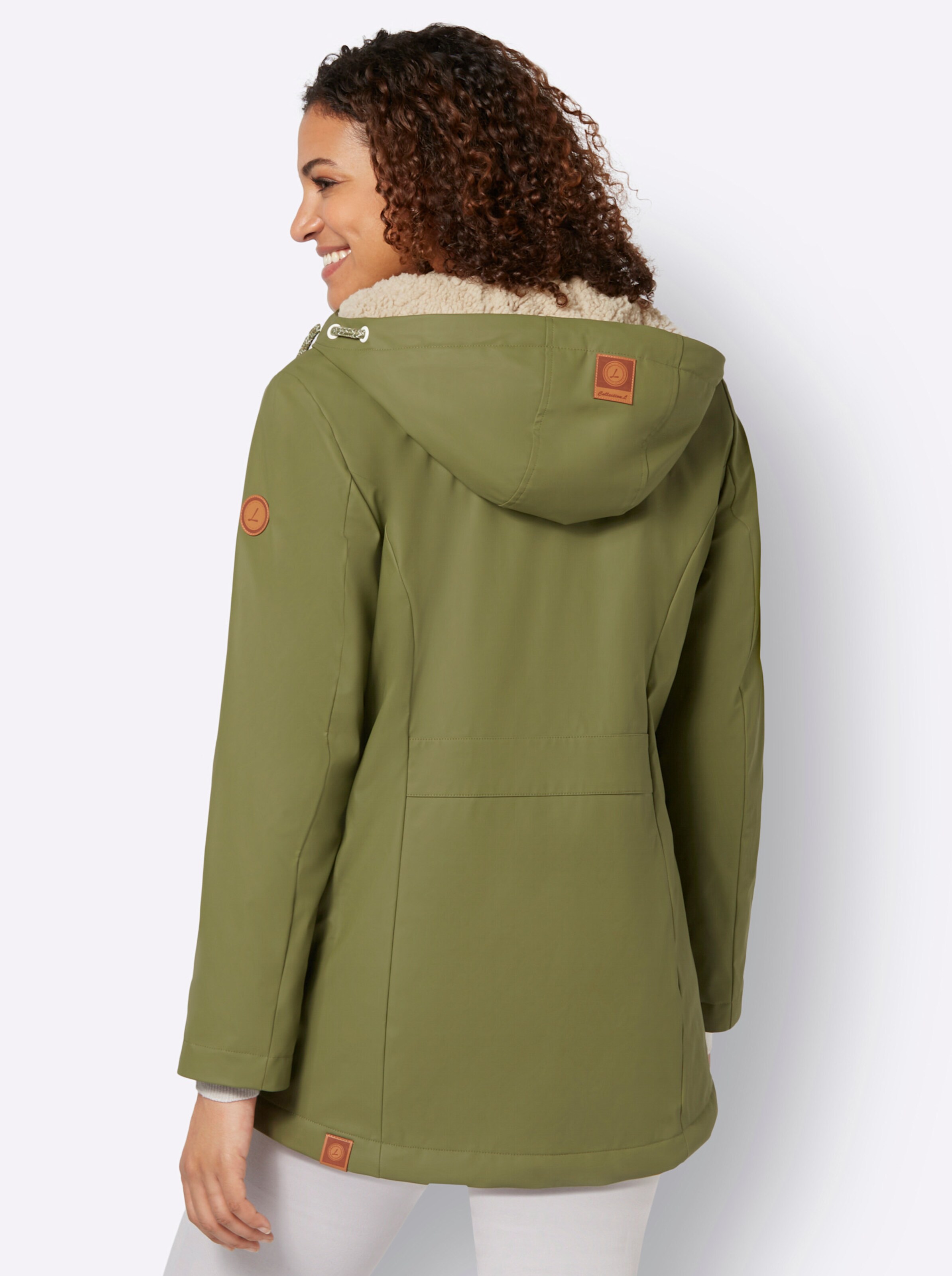 Jacke in oliv