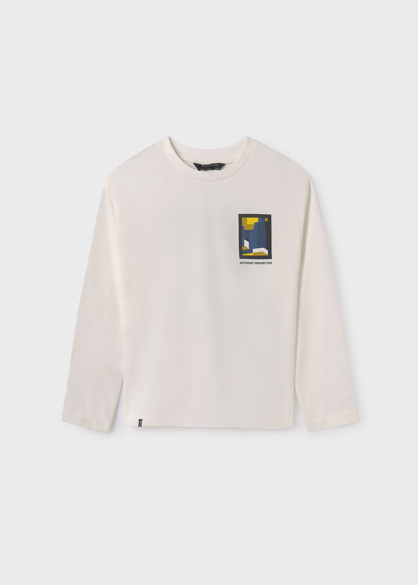 Camiseta infantil Better Cotton com estampa nas costas