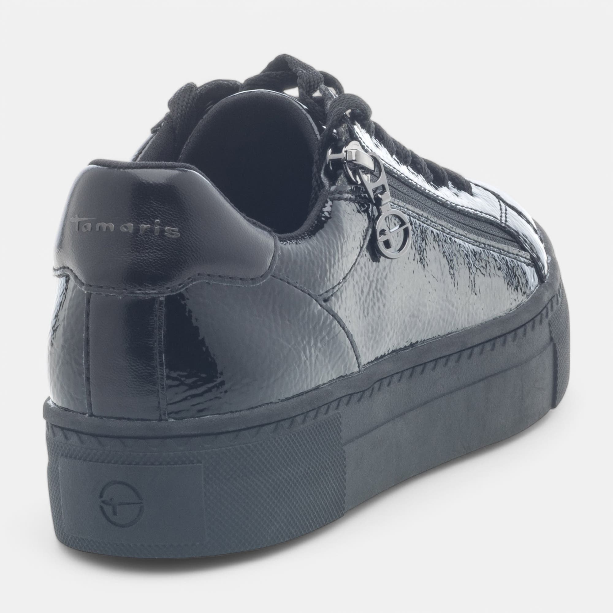 Baskets basses Femme noir vernis